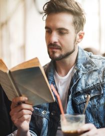 7 Books Everyone With Anxiety Needs to Read 7 Books Everyone With Anxiety Needs to Read